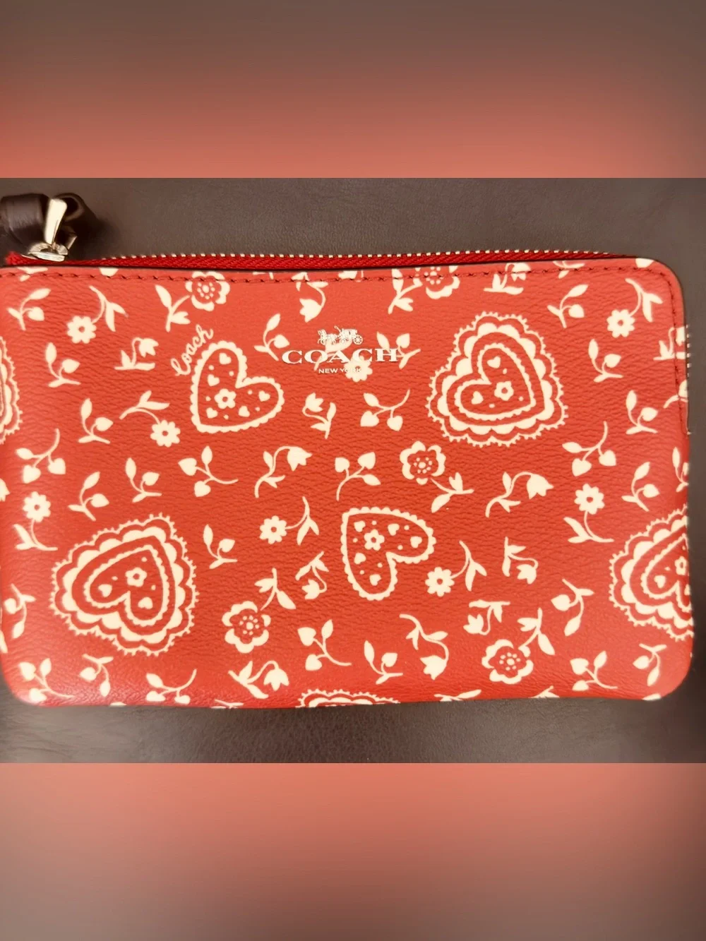 COACH Lace Heart Print Small Wristlet Red/White NWOT